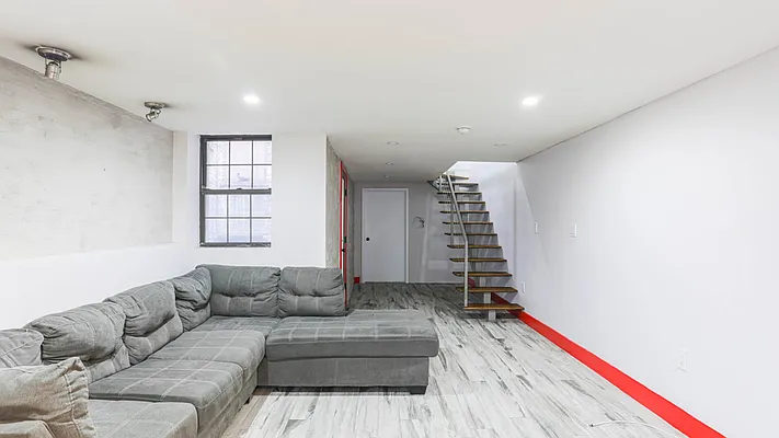 Rented by Nooklyn NYC LLC | media 3