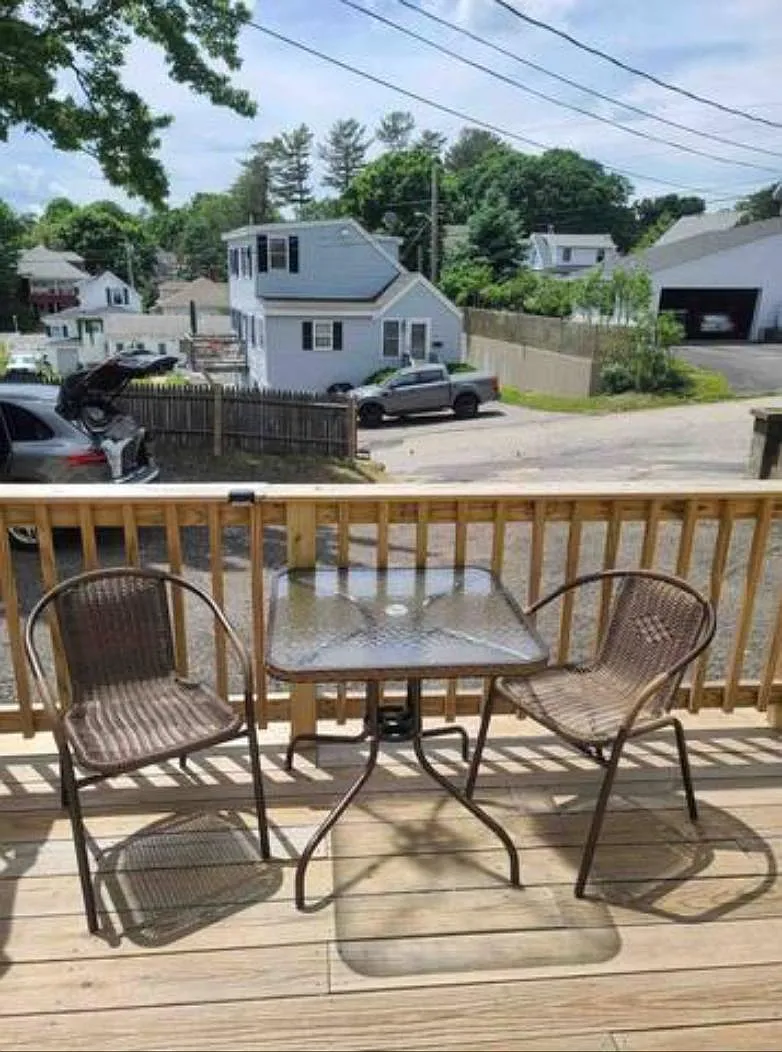 10 Hillcrest Ave — Photo 3