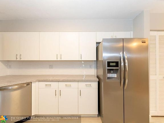 4th image of 7431 Granville Dr #202