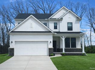 30113 Norway Dr, Lyon Township, MI 48165