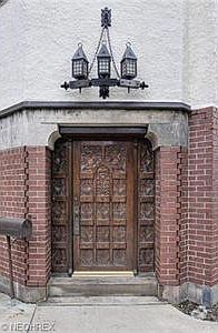 3rd image of 15900 S Park Blvd