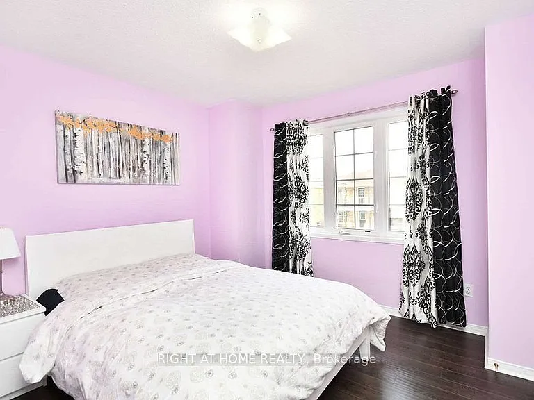 33 Schooner Dr #UPPER — Photo 19