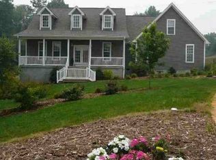 502 Ridgeline Ct, Seneca, SC 29678