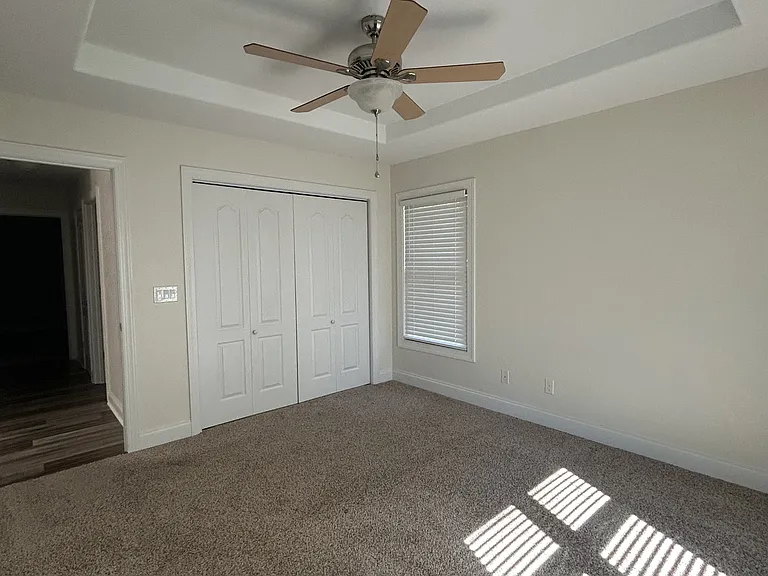 40 Brooks Ln — Photo 6