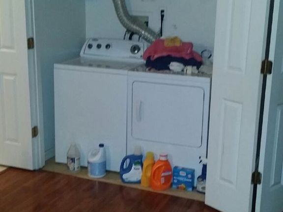 4th image of 1484 Saint Marks Ave