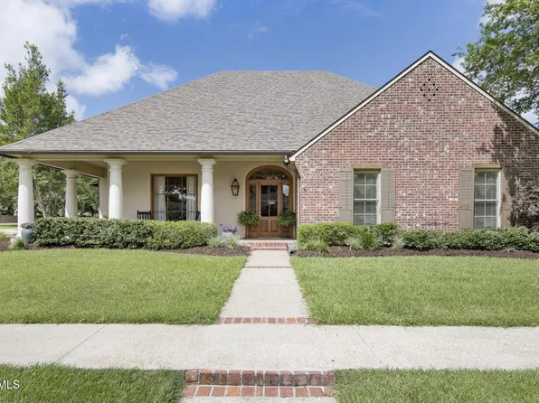 102 Parkgate Blvd, Lafayette, LA 70508