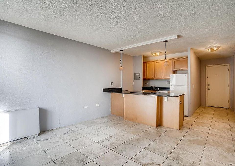 2nd image of 909 Logan St APT 4C