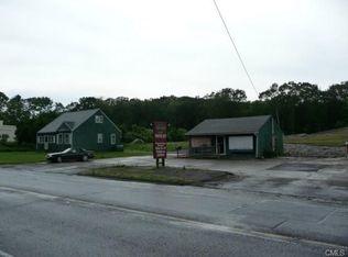 715 Main St, Monroe, CT 06468