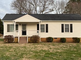 4748 Hickory Grove Rd, Mount Holly, NC 28120