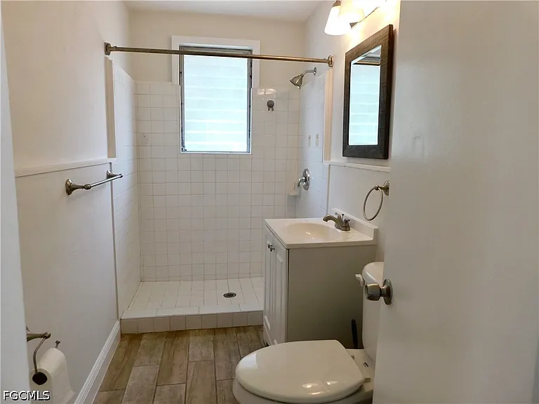 287 Poe Ave — Photo 11