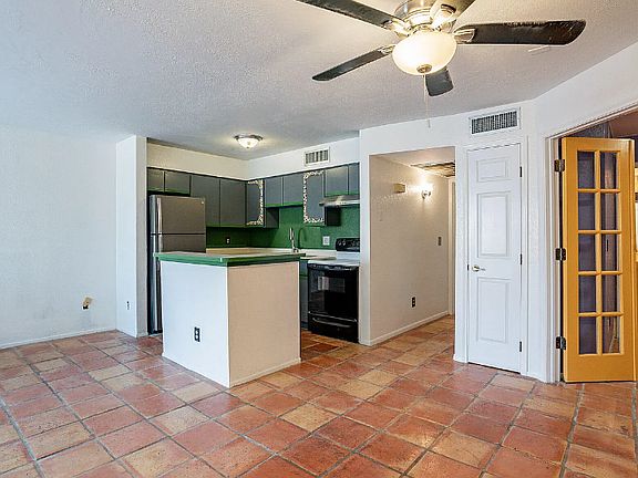 5th image of 2601 W Broadway Blvd
