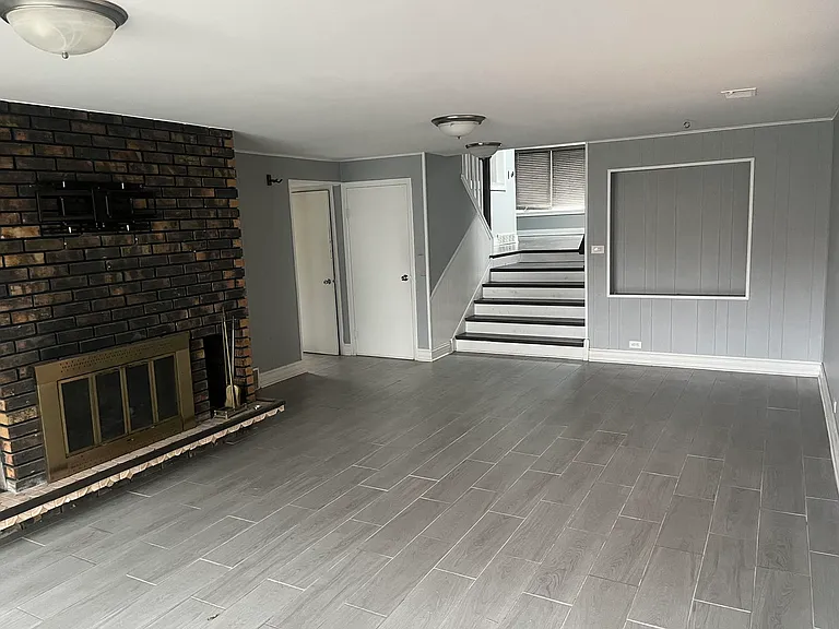 5535 Oakton St — Photo 8