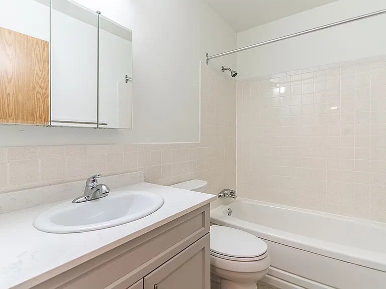 1301 Rothesay St #406 — Photo 8