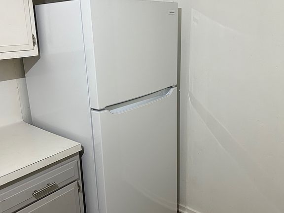 4th image of 6704 Deatonhill Dr Unit B
