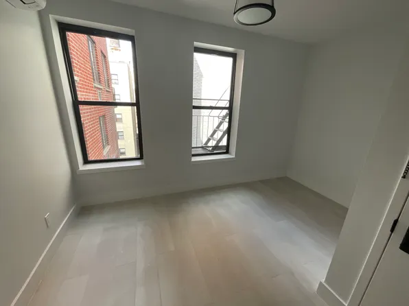 441 East 75th Street image 5 of 14