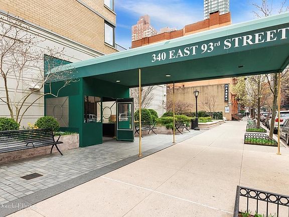 5th image of 1781 1st Ave #12L