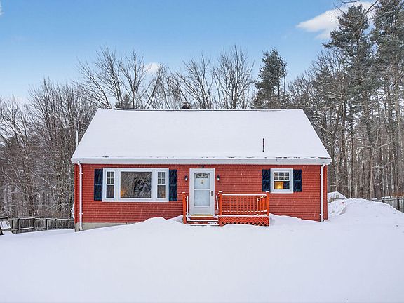 2nd image of 15 Hamlin Road