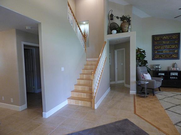 2nd image of 1165 W Indian Hills Dr Unit 3B