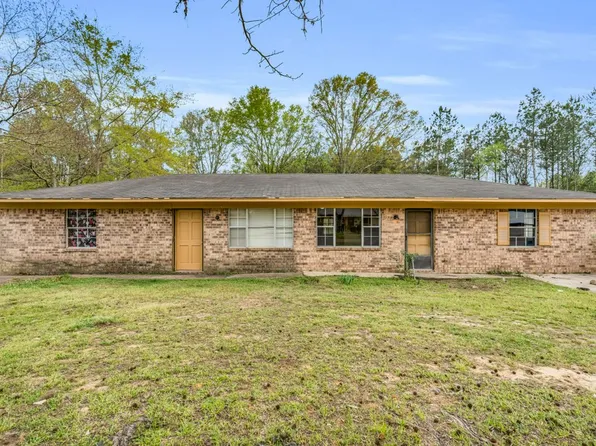 118 Wyman Dr #118, West Pt, MS 39773