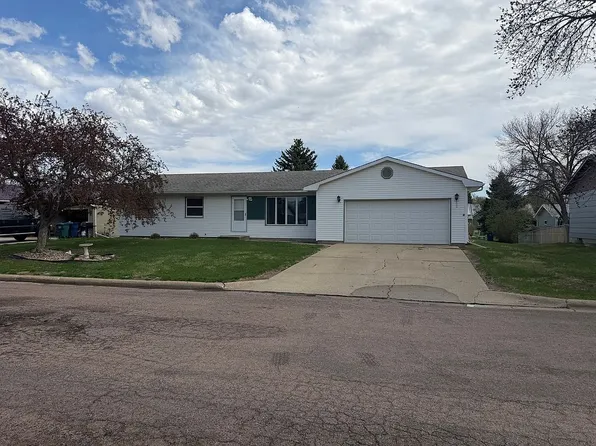 1916 Avenue H, Hawarden, IA 51023