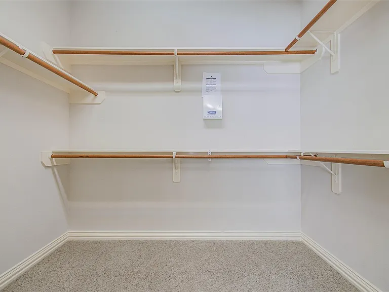 7814 Heron Lakes Dr — Photo 36
