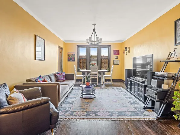 92-05 Whitney Ave APT B35, Queens, NY 11373