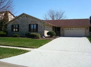 3136 Cindy Dr, Oregon, OH 43616