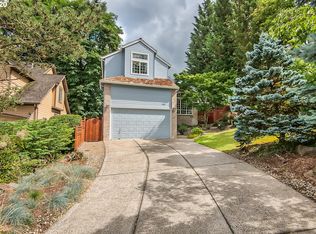 4905 SW Canterbury Ln, Portland, OR 97219