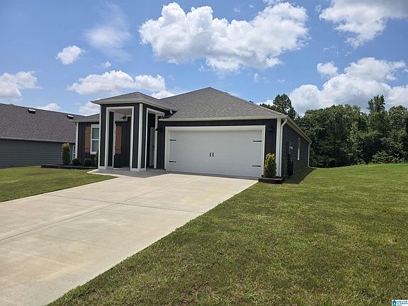 3rd image of 765 Sterling Pl