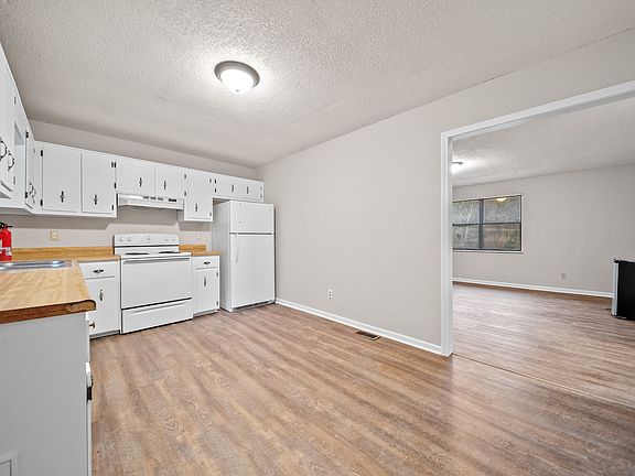 4th image of 12819 Chapman Hwy Suite 2