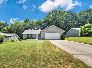 7083 Brandywine Dr, Mentor, OH 44060