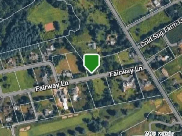 Fairway Ln, Sugarloaf, PA 18249