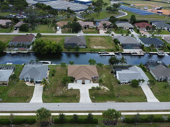 5th image of 3524 SW 17th Ave