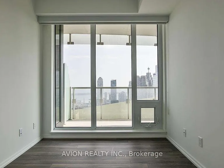 197 Yonge St #4509 — Photo 9