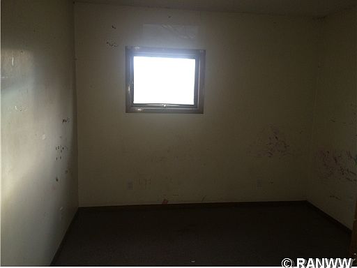 4th image of 3472 N Fenander Road
