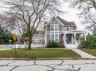 602 Lakeview Ave, Port Huron, MI