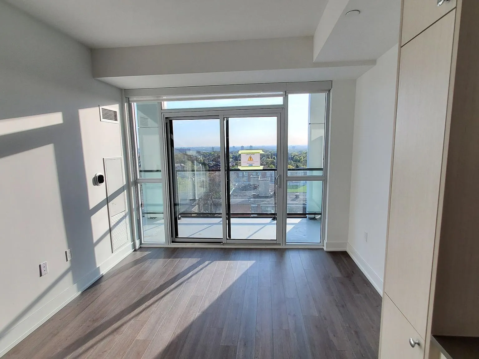 50 George Butchart Dr — Photo 3
