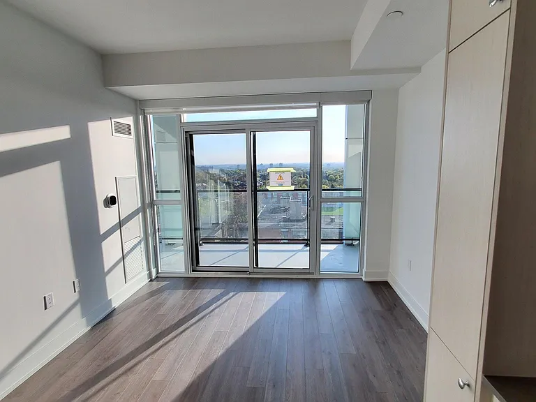 50 George Butchart Dr #722 — Photo 3