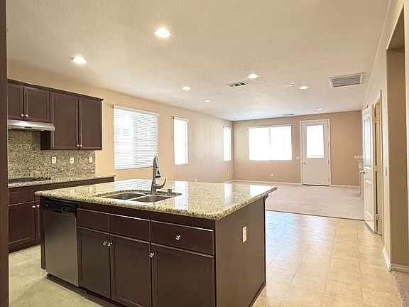 5th image of 7450 Silver Saddle Ct