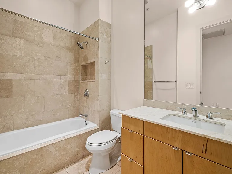 555 5th St #717 — Photo 13