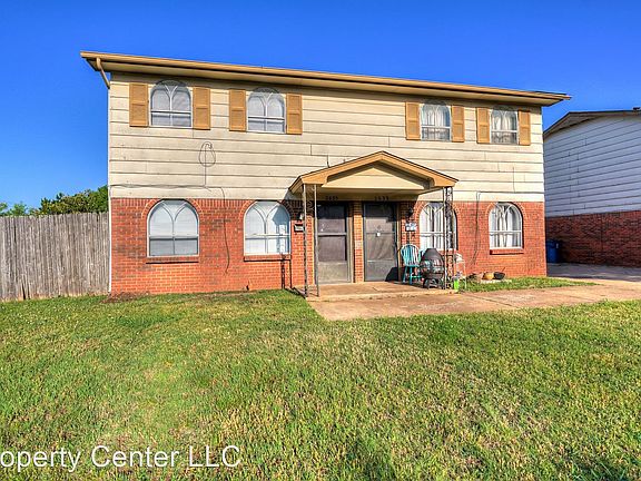 3rd image of 2635 Elwood Dr