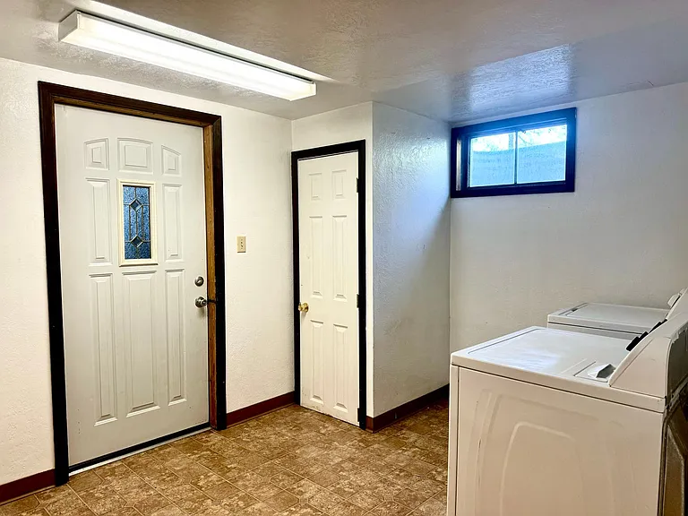 2434 Wyoming St — Photo 3