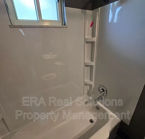 375 S Burgess Ave — Photo 9