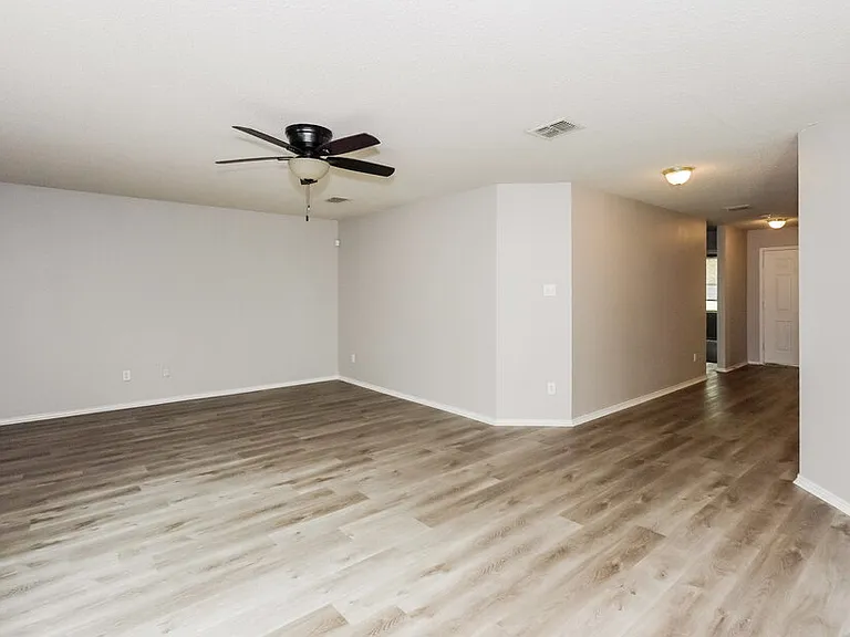 816 Bessemer Dr — Photo 6