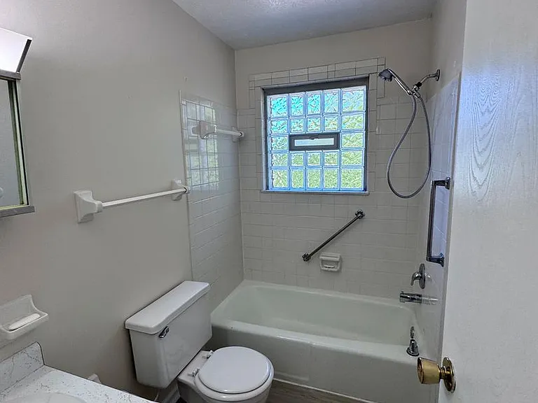 1408 Jackson Ln — Photo 17