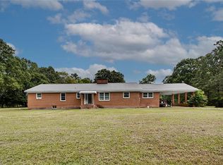 4142 Sadie Rd, Seagrove, NC 27341