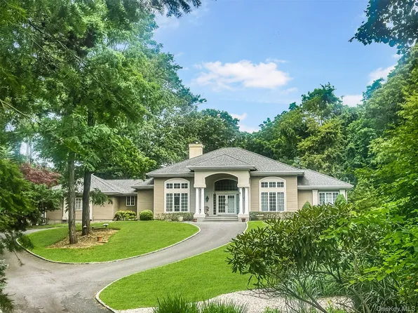 91 Harbor Road, Head Of The Harbor, NY 11780