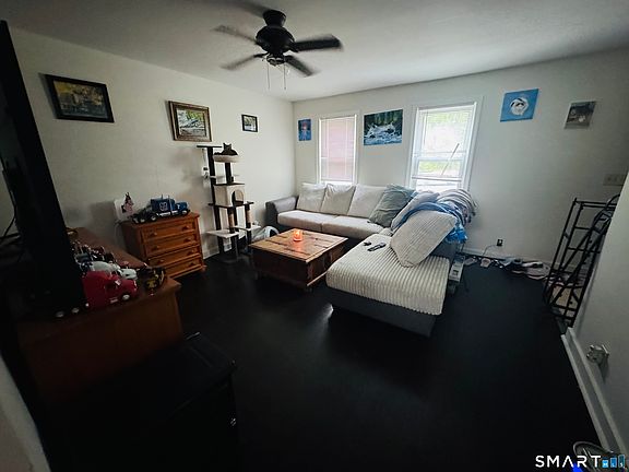 2nd image of 137 South Chestnut Street