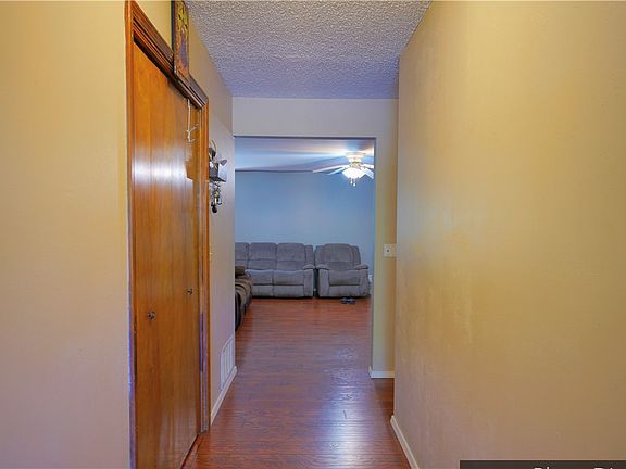 5th image of 2812 Highland Dr