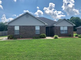 1440 Huebner St, Conway, AR 72032